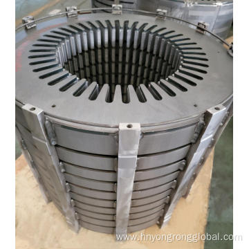 Stator core for large asynchronous motors